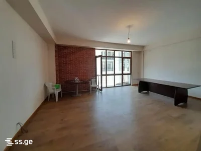 3 room Flat For Sale. Vake
