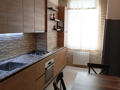 Долгосрочная аренда 3-комнатной квартиры в Bagrationi District
