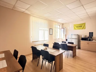 Офис 340 кв.м в Ваке