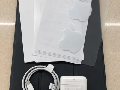 Планшет Apple iPad 9 64GB