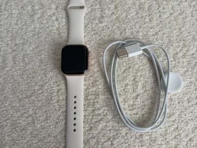 Apple Watch Series 11 42 мм
