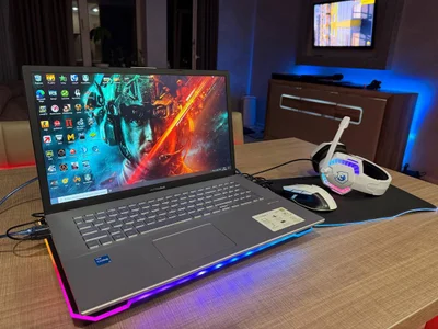 Asus VivoBook 17