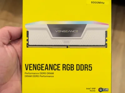 оперативную память DDR5 Corsair Vengeance RGB DDR5 white 32Gb(16x2