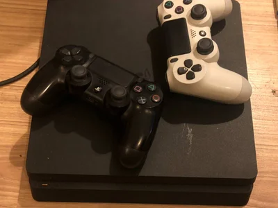 PlayStation 4 Slim