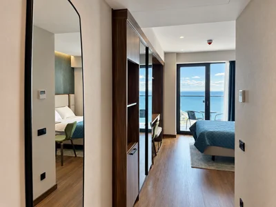 Studio on 37 floor in Marriott Building