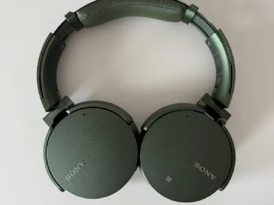Sony MDR-XB950N1.