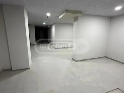 Офисное помещение в Сабуртало