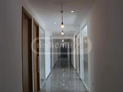 Офис Сабуртало, $7500