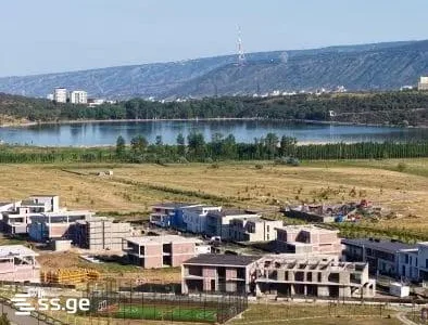 Земельный участок 1006 кв.м у озера Лиси