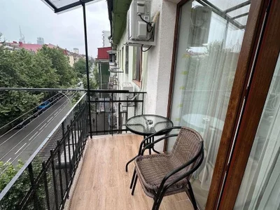 Долгосрочная аренда студии в Rustaveli District