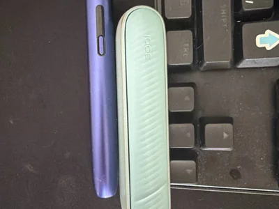 Два устройства IQOS