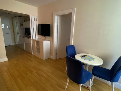 Апартаменты в Orbi City с видом на море и фонтаны, €677