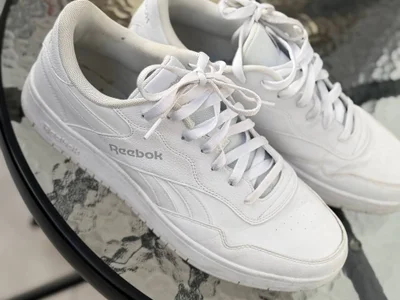Кроссовки Reebok белые