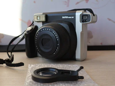 Фотоаппарат моментальной печати Fujifilm Instax Wide 300 + съемная линза для селфи