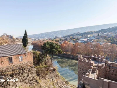 5 room Private House For Sale. Avlabari