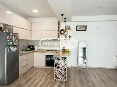 4 room Flat For Sale. Mukhiani