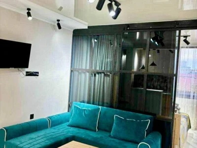 Ул. Иване Джавахишвили, 75: 2-комнатная, 42.0 м²