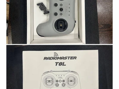 RadioMaster T8L ELRS - пульт для дрона