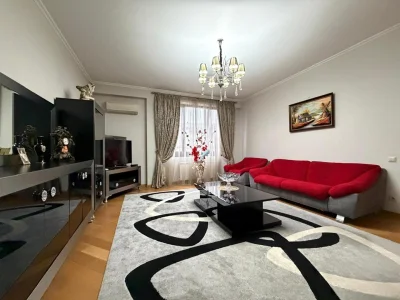 Opera Residence: 2-комнатная, 84.0 м²