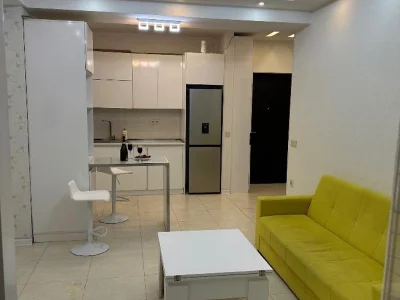 Арчи Исани: 2-комнатная, 55,0 м²