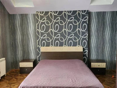 Частный дом в Бензе, 220 м², $1500