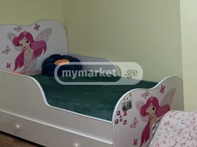 Детская кровать и аксессуары