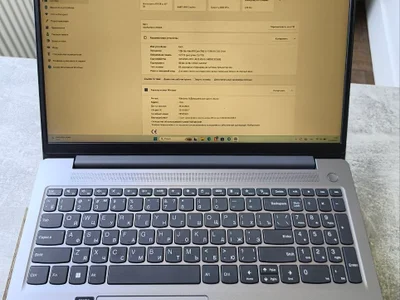 Ноутбук Lenovo IdeaPad Slim 3 15IAH8