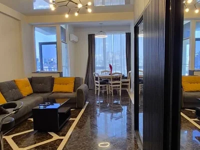 Дона Палас Ортачала: 3-комнатная, 80,0 м²
