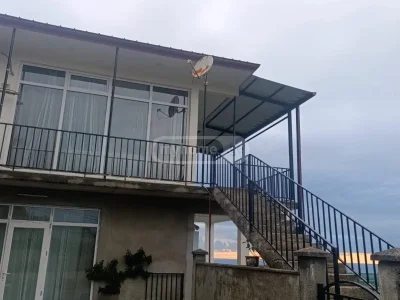 Частный дом с 5 комнатами в районе аэропорта