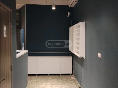 Офисное коммерческое помещение в Сабуртало