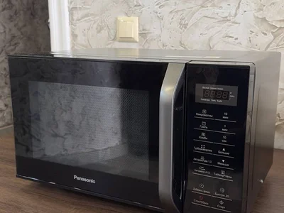 Микроволновая печь Panasonic NN-GT35HBZPE