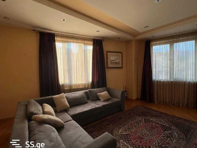 5 room Flat For Sale. Vake