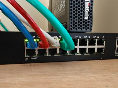 Cisco SG-200 16 port switch