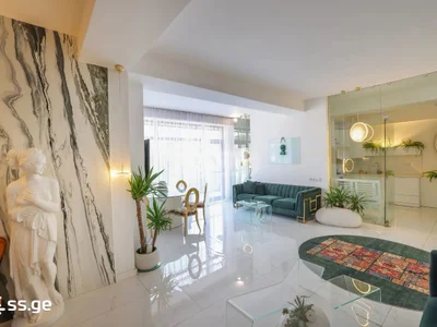4 room Flat For Sale. Vake