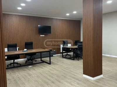 Коммерческое помещение, Чугурети
