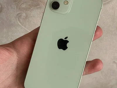 iPhone 12