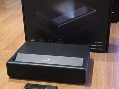 Проектор Xiaomi Mi 4K Laser Projector 150"