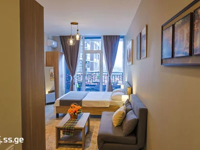 1+1 на Metro City Airport road 10 Airport District