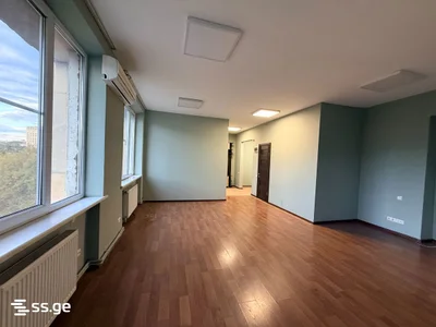 Офис 73 кв.м в Сабуртало, $900