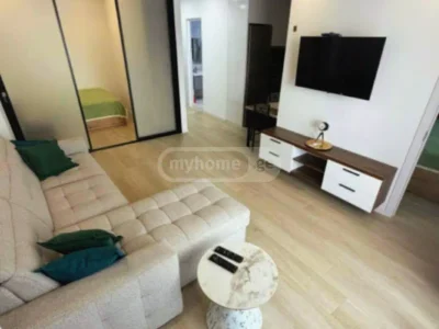 3-комнатная квартира, 80 кв.м, 2 спальни, $850
