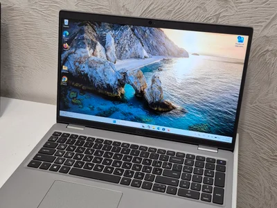 Dell Latitude 5520