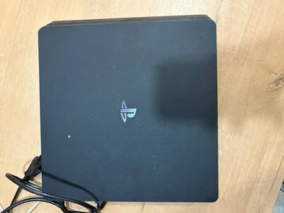 Игровая приставка PlayStation 4