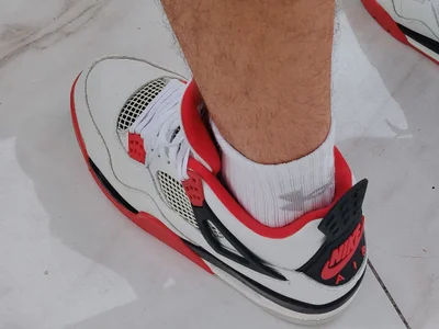 Кроссовки Jordan 4 retro fire red