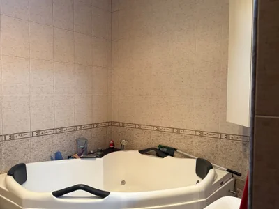5-комнатная квартира, 167 м², Тбилиси, Ваке, $2000