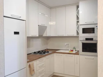 3-комнатная квартира на Пиросмани 17, $1200