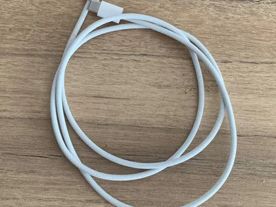 Оригинальный кабель Apple USB-C 1м