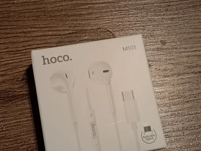 Привет. Продаю наушники hoco type-c