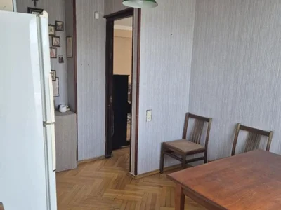 Коммерческое помещение на улица Зазы Панаскертели-Цицишвили 12 Saburtalo