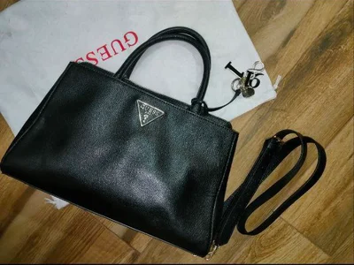 Сумка Guess
