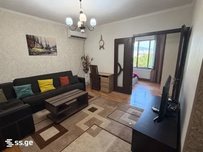 3 room Flat for rent. Digomi